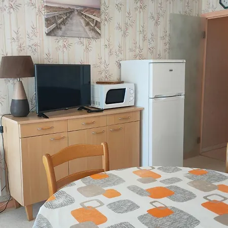 Apartman Appart Face Mer Avec Balcon, Parking Prive, Local Velo, Pour 4 Personnes - St Jean De Monts - Fr-1-323-444 *